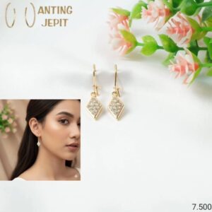 Anting Jepit 250